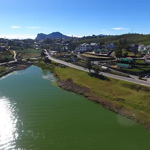 Maha Royal Nuwara Eliya